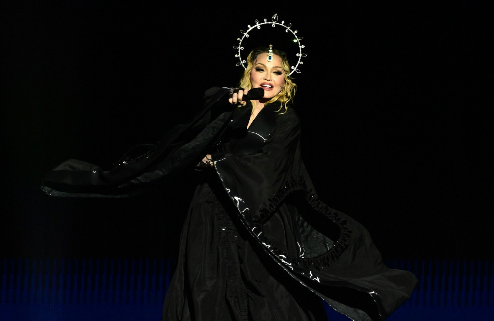 Madonna atrai multidão de 1,6 milhão para show ousado em Copacabana: 'Lugar mais bonito do mundo'
