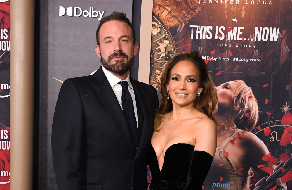 Jennifer Lopez estaria 'furiosa e humilhada' com fim de seu casamento com Ben Affleck