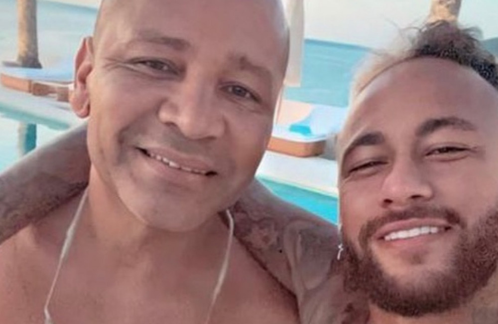 Pai de Neymar sobre críticas ao filho: 'Lesões não aconteceram porque ele saía com mulheres'