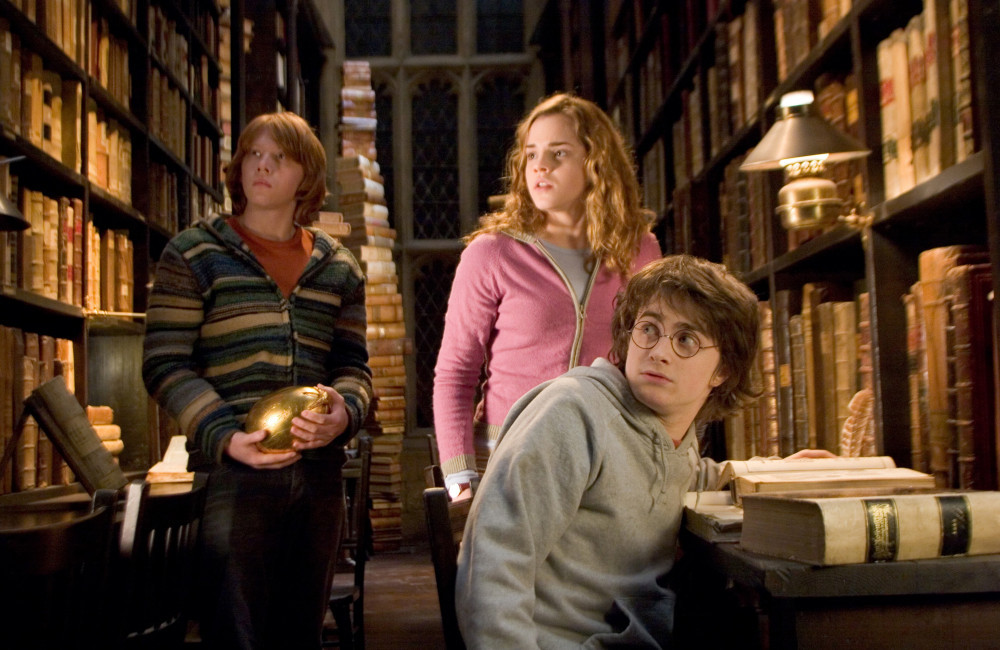 'Harry Potter': Diretor diz que falas polêmicas de autora inviabilizam reunião do elenco original
