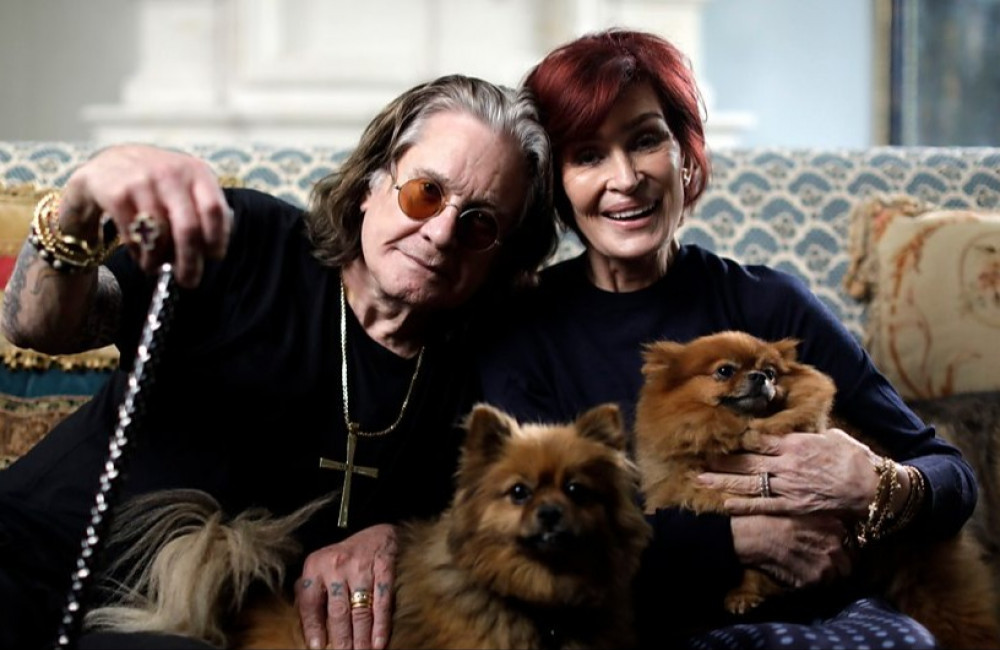 Viúva de Ozzy Osbourne curte postagem emocionante em memória do marido