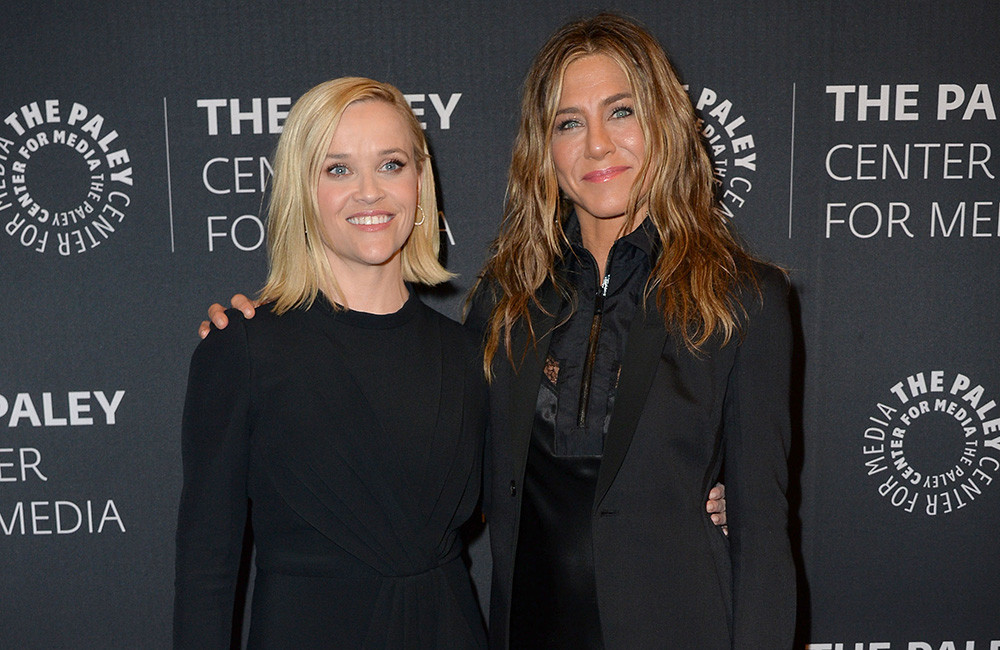 Jennifer Aniston descobre nome verdadeiro de Reese Witherspoon e se surpreende