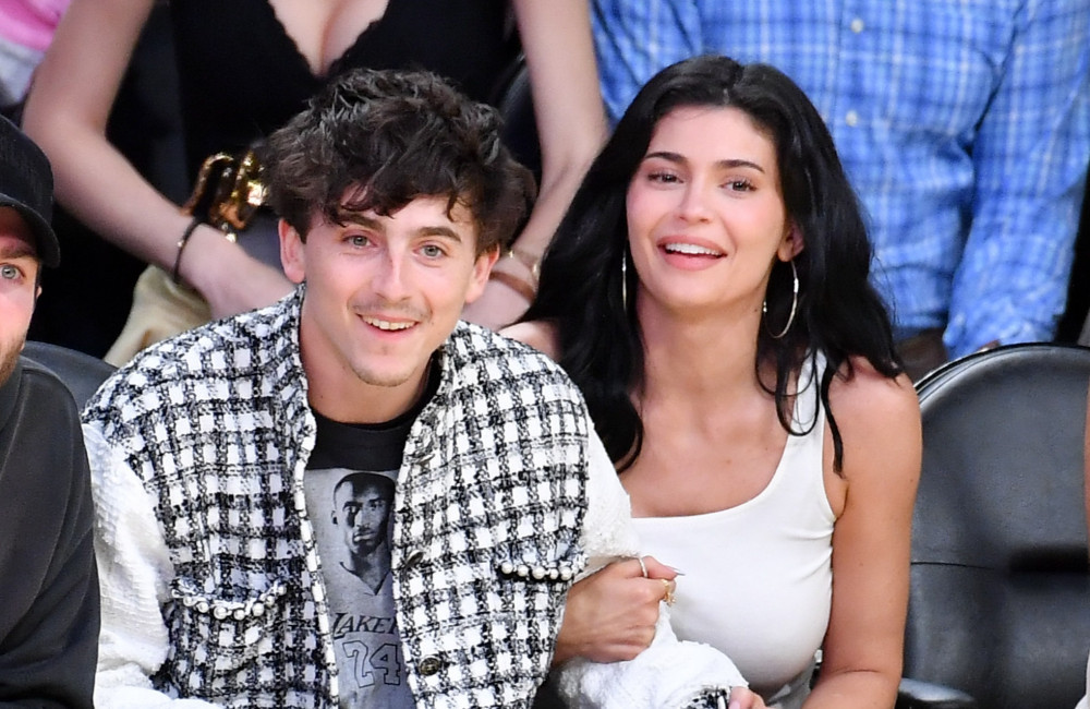 Timothée Chalamet se recusa a dar detalhes de seu relacionamento com Kylie Jenner