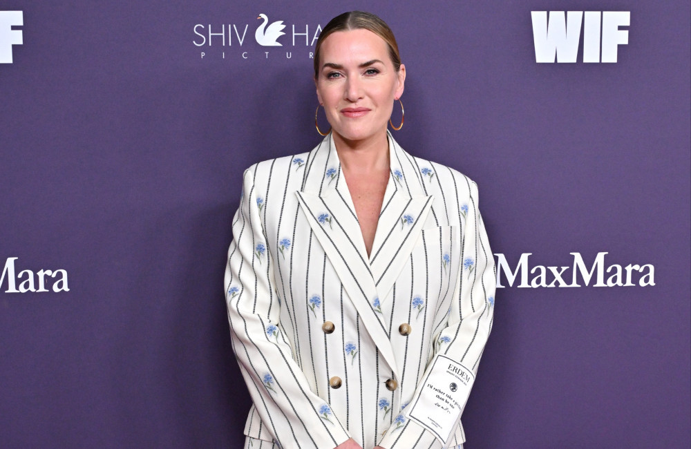 Kate Winslet diz que roteiro do filho foi inspiração para dirigir seu primeiro filme