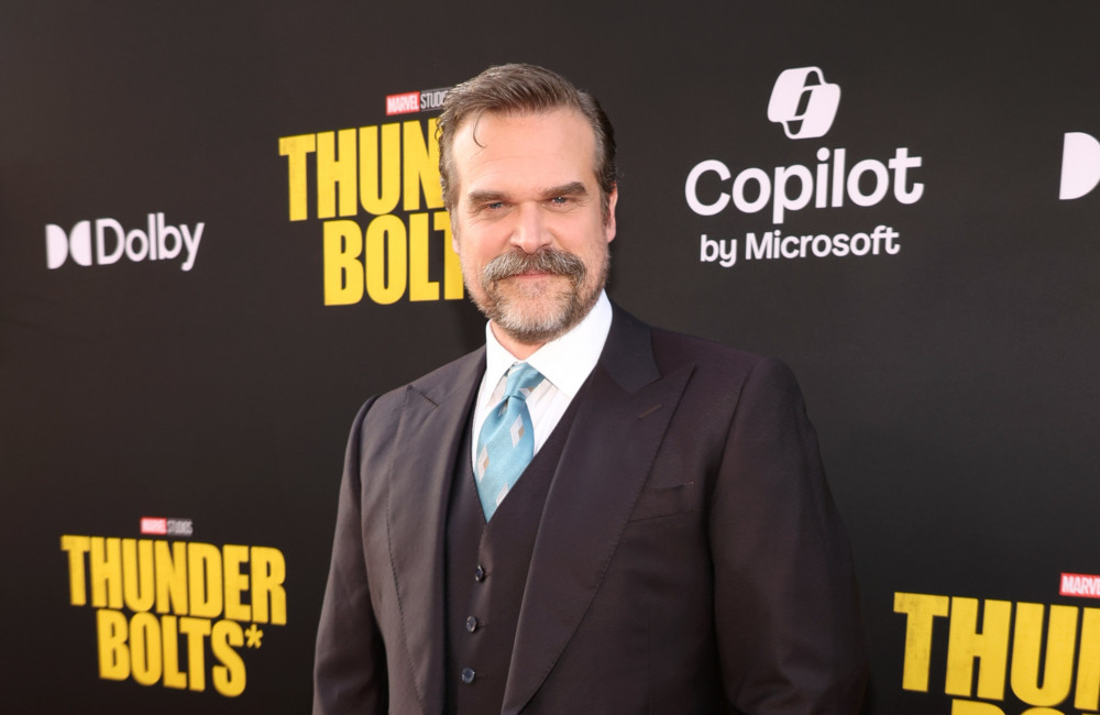 David Harbour revela que a terapia transformou sua vida