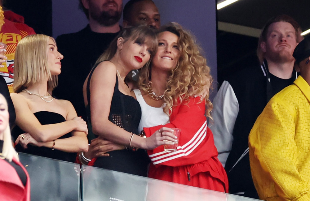 Taylor Swift e Blake Lively reconhecem que amizade estava estremecida; veja mensagens