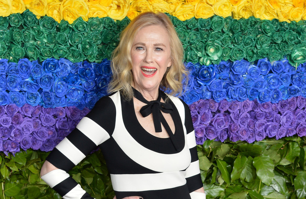 Causa da morte de Catherine O'Hara é divulgada