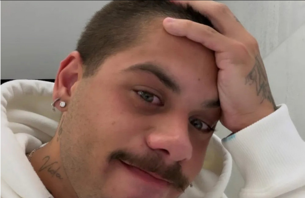 'Tem dias em que a saudade pesa mais', diz Zé Felipe sobre filhos