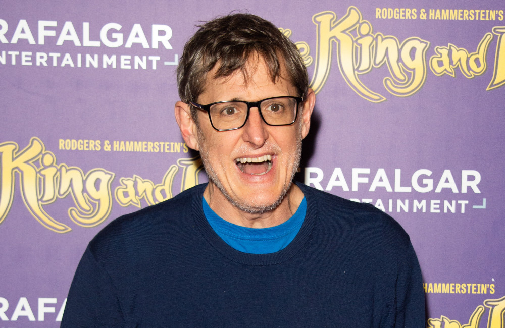 Jornalista diz que criadores da 'machosfera' exploram inseguranças de homens jovens