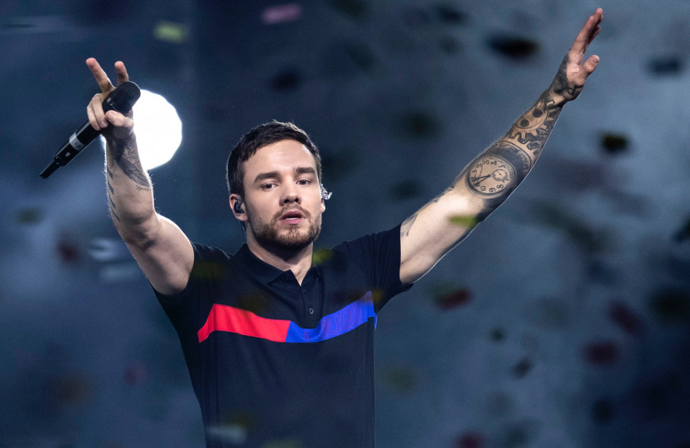 Irmã de Liam Payne faz desabafo emocionado sobre luto após morte do cantor