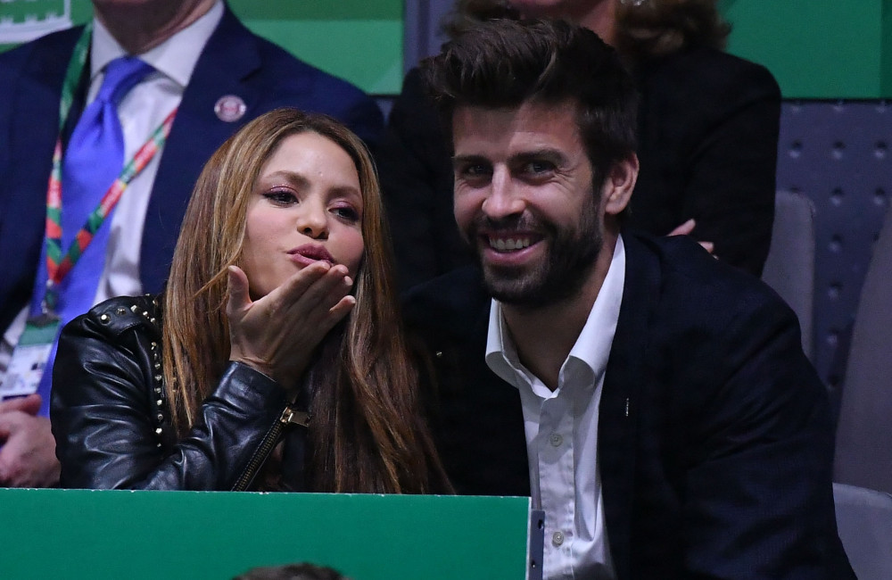'Chora no banho': brasileiros provocam Piqué após megashow de Shakira em Copacabana