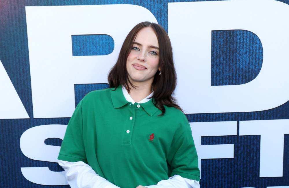 Billie Eilish diz que tenta ‘suprimir’ síndrome de Tourette