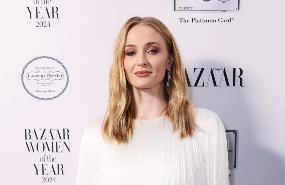 Sophie Turner abre o coração sobre ‘crise’ dos 30 anos e diz estar ‘pronta’ para nova década