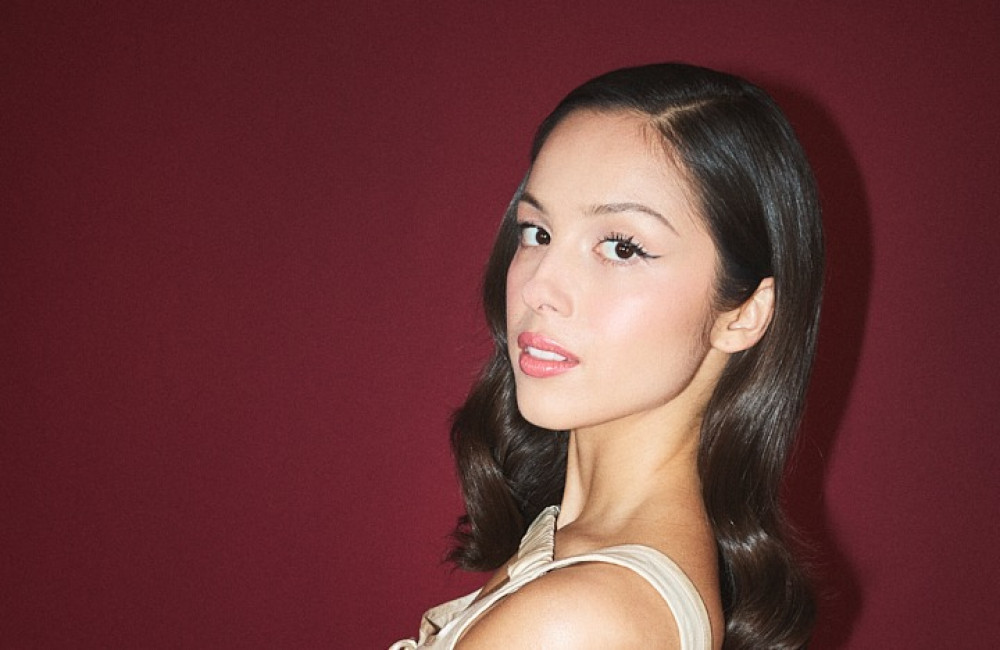 Olivia Rodrigo revela momento de ‘pânico’ antes de show em grande festival na Inglaterra