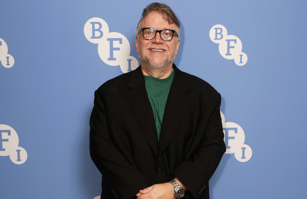Diretor Guillermo del Toro detona IA: 'Estamos à beira do analfabetismo cinematográfico'