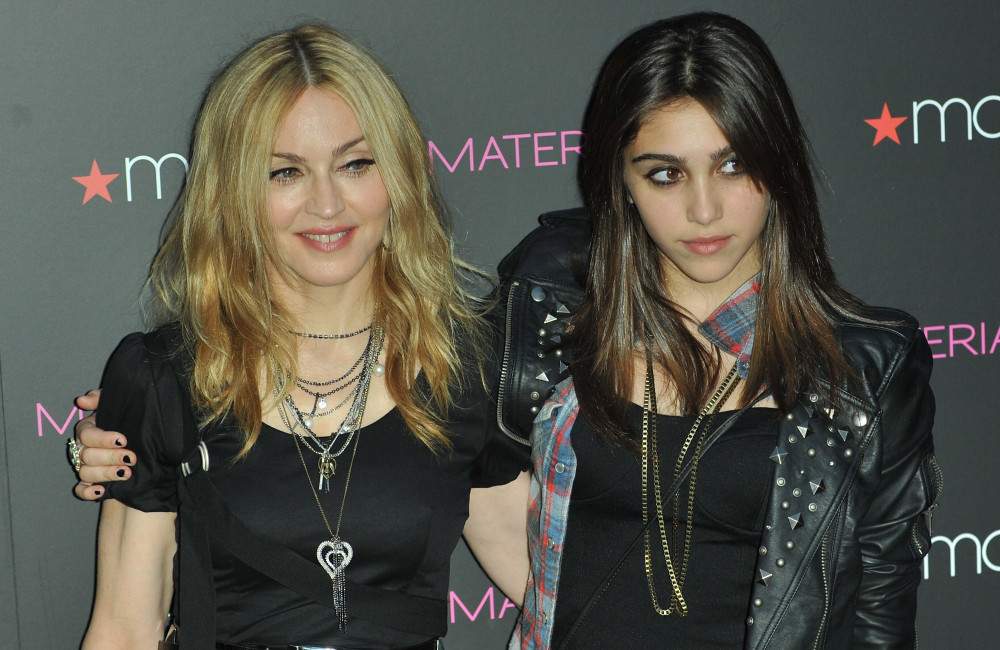 'Ela me procurou para curar nossa relação', diz Madonna sobre música que compôs com filha