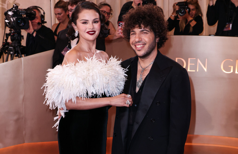 Mãe de Benny Blanco o aconselhou a casar com Selena Gomez anos antes do romance 