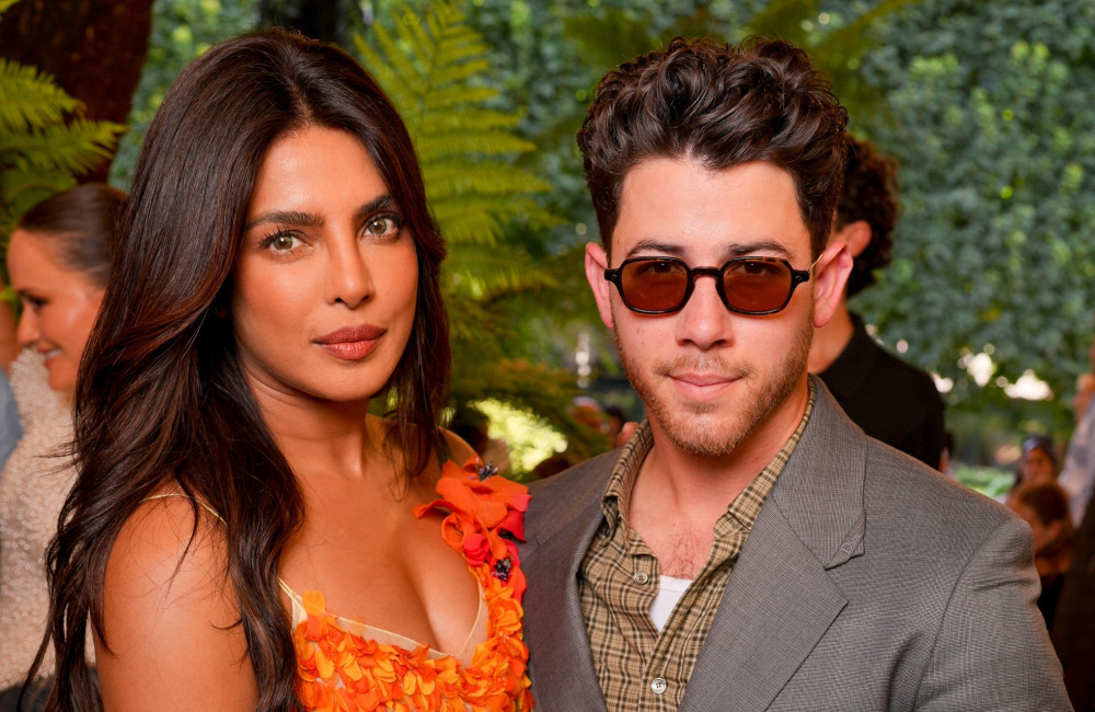 Nick Jonas revela primeira mensagem que enviou à esposa
