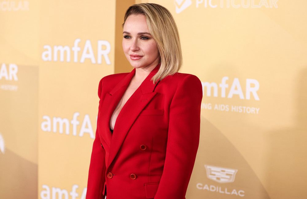 Após morte de Hayden Panettiere, mãe nega ter sido ​'abusiva​' e diz que atriz se cobrava